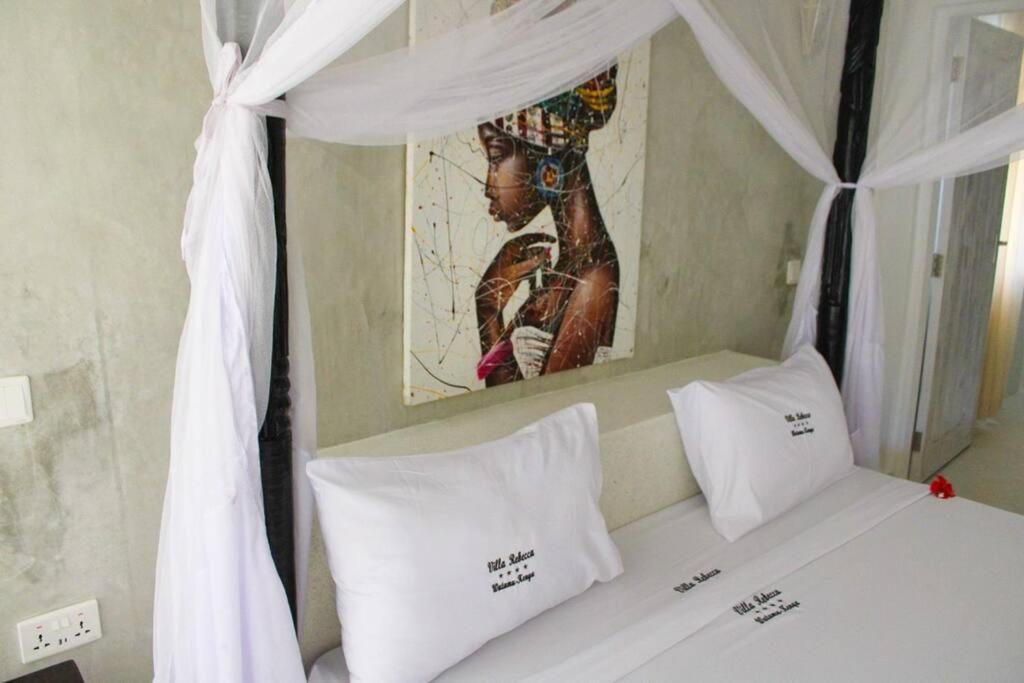 White Villa - Paparemo Beach Watamu Eksteriør bilde